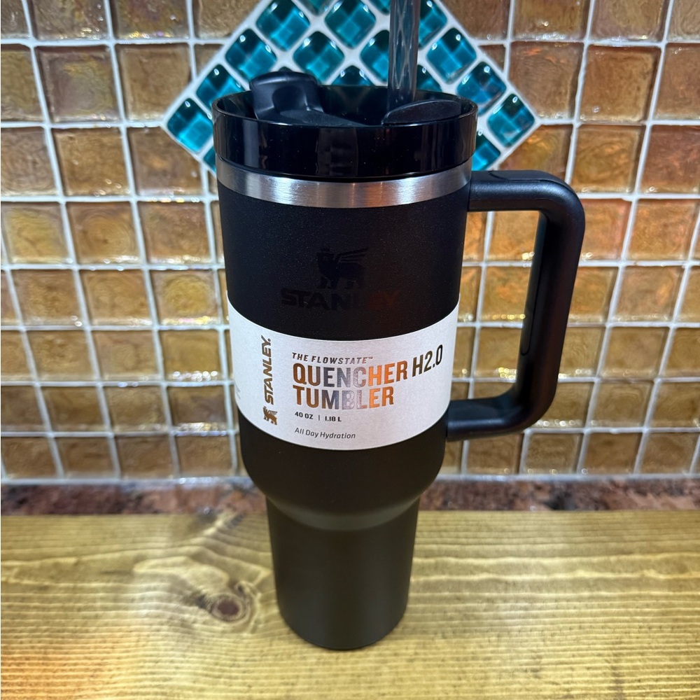 Stanley Quencher H2.0 Tumbler - Black